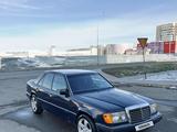 Mercedes-Benz E 220 1993 года за 1 390 000 тг. в Талдыкорган – фото 3