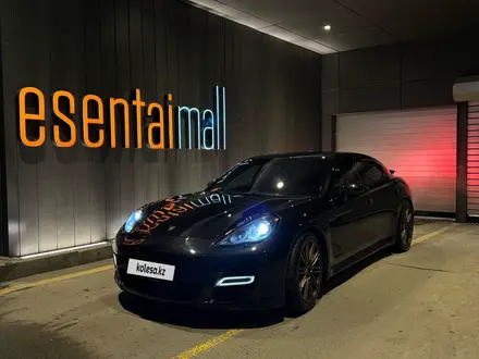 Porsche Panamera, 2010