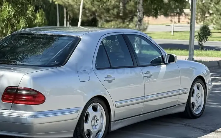Mercedes-Benz E 320 2001 года за 6 000 000 тг. в Шымкент
