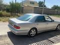 Mercedes-Benz E 320 2001 года за 6 000 000 тг. в Шымкент – фото 3