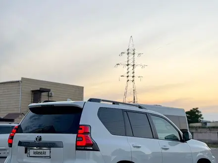 Toyota Land Cruiser Prado 2023 года за 27 000 000 тг. в Актау – фото 4