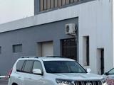 Toyota Land Cruiser Prado 2023 года за 27 000 000 тг. в Актау