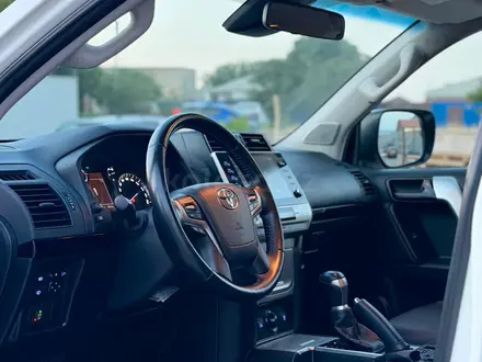 Toyota Land Cruiser Prado 2023 года за 27 000 000 тг. в Актау – фото 9