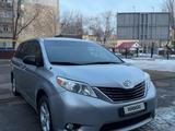 Toyota Sienna 2012 года за 6 400 000 тг. в Уральск