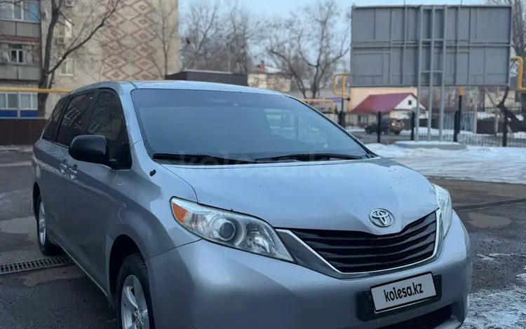 Toyota Sienna 2012 года за 6 400 000 тг. в Уральск