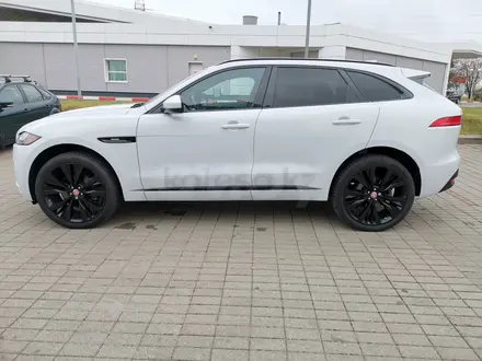 Jaguar F-Pace 2017 года за 23 100 000 тг. в Семей – фото 2