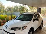 Toyota RAV4 2015 года за 9 500 000 тг. в Шымкент
