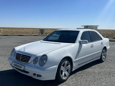 Mercedes-Benz E 320 2001 года за 5 300 000 тг. в Актау