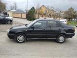 Volkswagen Vento 1994 года за 1 100 000 тг. в Тараз – фото 2