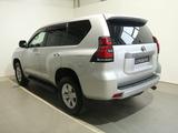 Toyota Land Cruiser Prado 2022 годаfor26 490 000 тг. в Актобе – фото 5