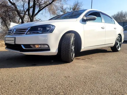 Volkswagen Passat 2011 года за 5 100 000 тг. в Алматы – фото 35