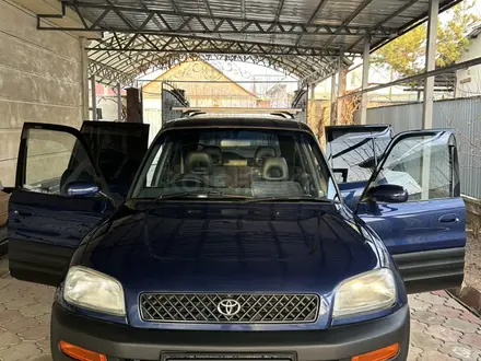 Toyota RAV4 1995 года за 3 000 000 тг. в Алматы – фото 3