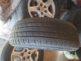 Шини с дисками за 150 000 тг. в Туркестан – фото 5