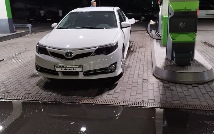 Toyota Camry 2014 годаfor8 500 000 тг. в Алматы