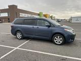 Toyota Sienna 2015 года за 12 721 391 тг. в Алматы – фото 2