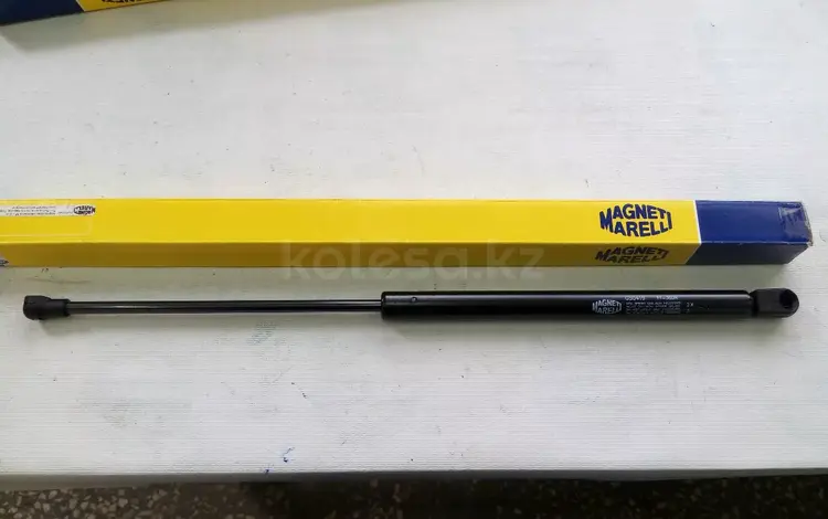 Газовый упор крышки багажника на Volvo XC90 за 8 000 тг. в Алматы