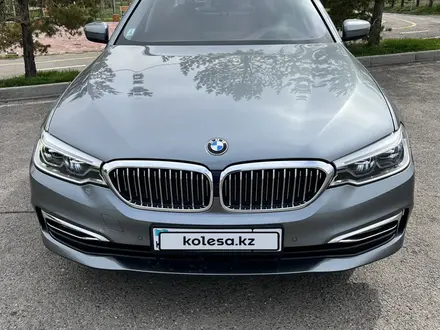 BMW 530 2018 года за 14 990 000 тг. в Алматы – фото 5