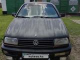 Volkswagen Vento 1992 года за 500 000 тг. в Талдыкорган