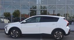 Hyundai Bayon 2024 года за 7 990 000 тг. в Астана – фото 2