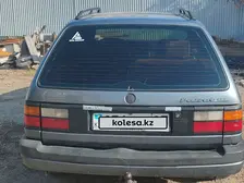 Volkswagen Passat, 1988