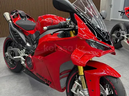 Ducati  Panigale V4 2025 года за 30 000 000 тг. в Алматы