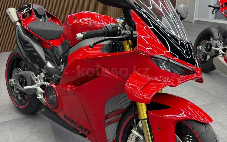 Ducati  Panigale V4 2025 года за 30 000 000 тг. в Алматы