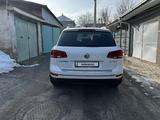 Volkswagen Touareg 2014 годаүшін16 500 000 тг. в Алматы – фото 4