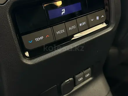 Toyota Land Cruiser Prado Prestige 2025 года за 43 920 000 тг. в Алматы – фото 20