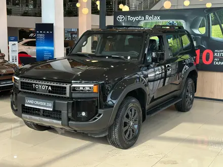 Toyota Land Cruiser Prado Prestige 2025 года за 43 920 000 тг. в Алматы