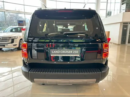 Toyota Land Cruiser Prado Prestige 2025 года за 43 920 000 тг. в Алматы – фото 8
