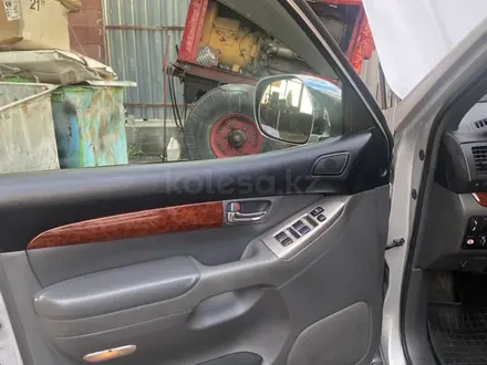 Toyota Land Cruiser Prado 2006 года за 13 000 000 тг. в Алматы – фото 8