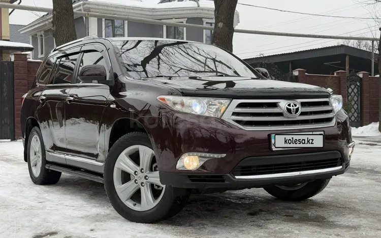 Toyota Highlander 2013 годаfor14 900 000 тг. в Алматы