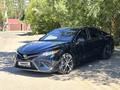 Toyota Camry 2020 года за 10 200 000 тг. в Астана – фото 2