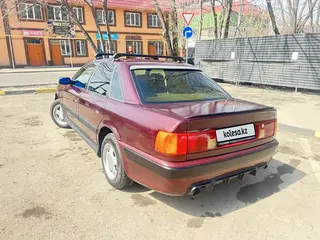 Audi 100