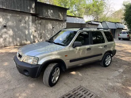 Honda CR-V 1995 года за 1 680 000 тг. в Алматы – фото 2