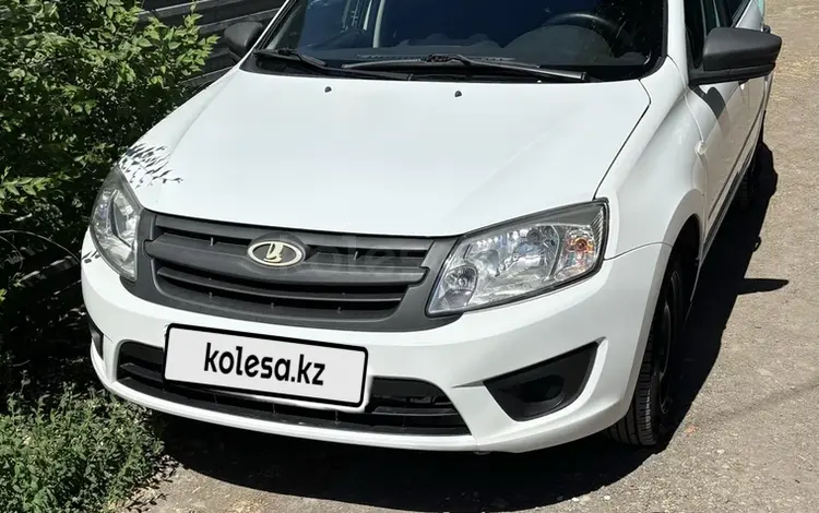 ВАЗ (Lada) Granta 2190 2018 года за 3 300 000 тг. в Астана