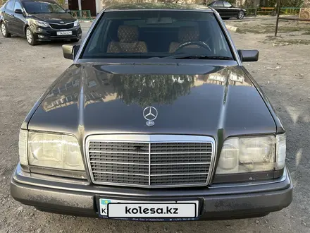 Mercedes-Benz E 220 1994 года за 1 700 000 тг. в Кызылорда