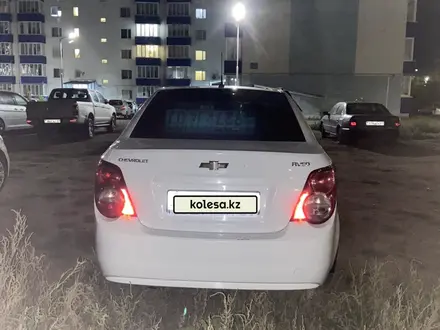 Chevrolet Aveo 2013 года за 3 500 000 тг. в Уральск – фото 4