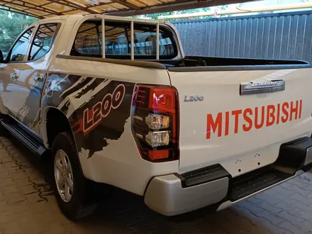 Mitsubishi L200 2022 года за 14 300 000 тг. в Актобе – фото 3