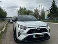 Toyota RAV4 2020 года за 16 500 000 тг. в Астана