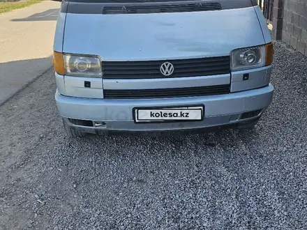 Volkswagen Caravelle 1994 года за 3 000 000 тг. в Алматы