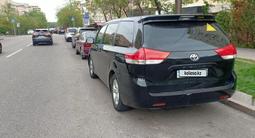 Toyota Sienna 2012 года за 11 400 000 тг. в Алматы – фото 4