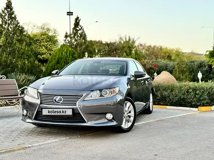 Lexus ES 300h 2013 года за 11 500 000 тг. в Актау – фото 2