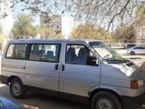 Volkswagen Caravelle 1992 года за 2 500 000 тг. в Астана – фото 2