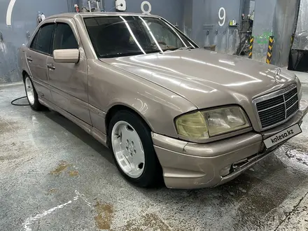 Mercedes-Benz C 220 1993 года за 1 490 000 тг. в Астана – фото 3