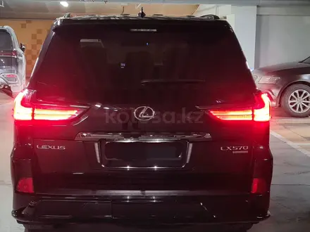 Lexus LX 570 2019 года за 52 000 000 тг. в Астана – фото 2