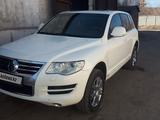 Volkswagen Touareg 2008 года за 5 000 000 тг. в Павлодар