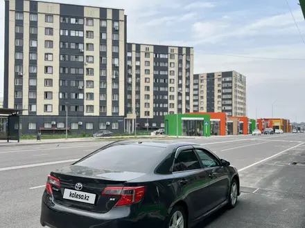 Toyota Camry 2012 года за 7 800 000 тг. в Шымкент – фото 2