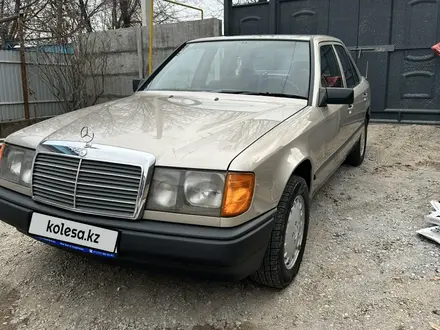 Mercedes-Benz E 200 1988 года за 2 800 000 тг. в Тараз