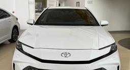Toyota Camry Prestige 2025 года за 22 290 000 тг. в Жезказган – фото 2